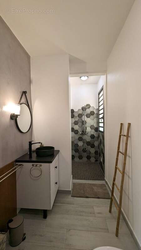 Appartement à L'ETANG-SALE