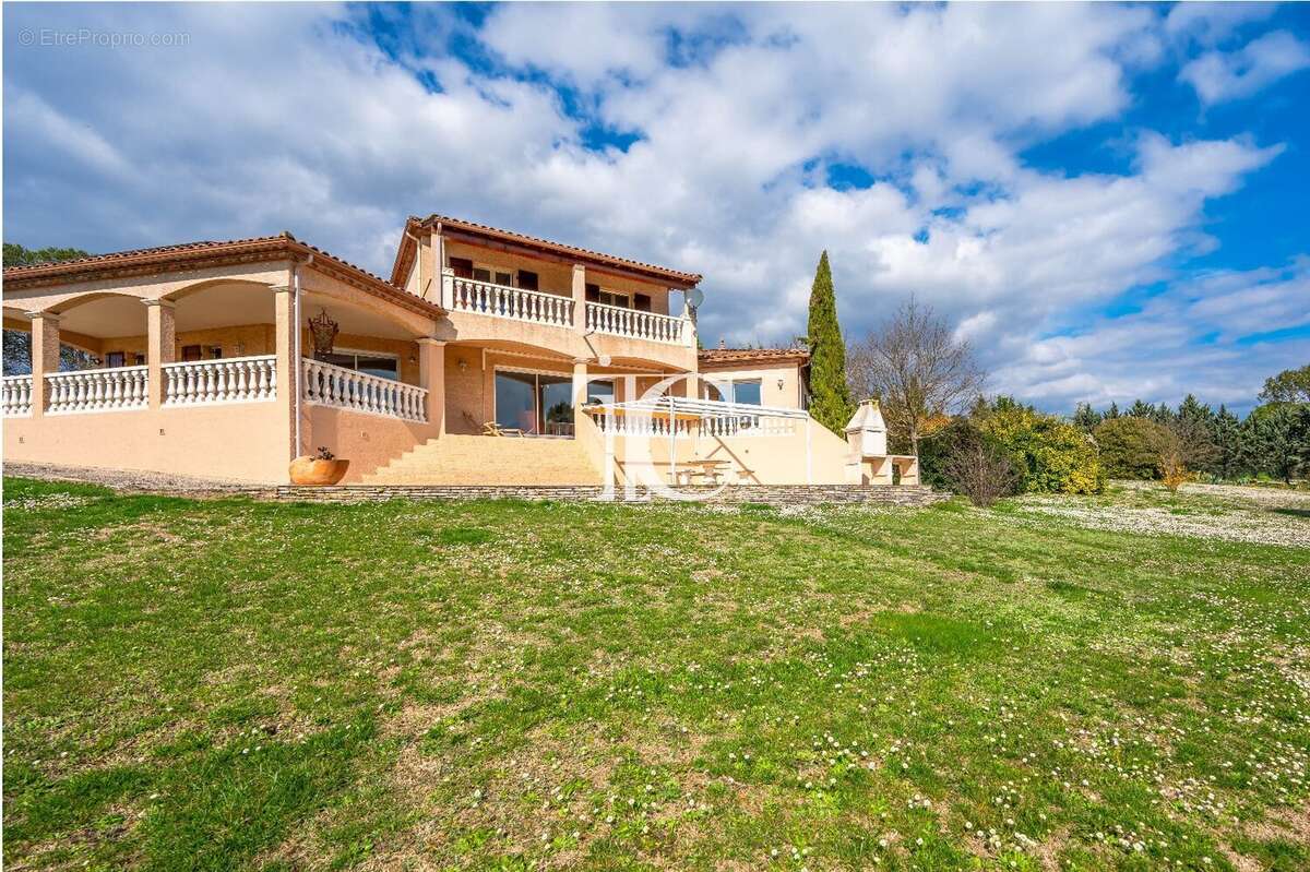 Maison à SAINT-JULIEN-DE-CASSAGNAS