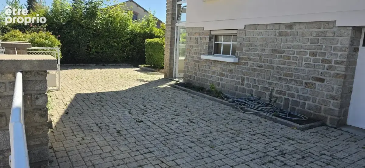 Maison 6 pièces 134 m² à vendre à Dun-Le-Palestel (23800) - photo 11