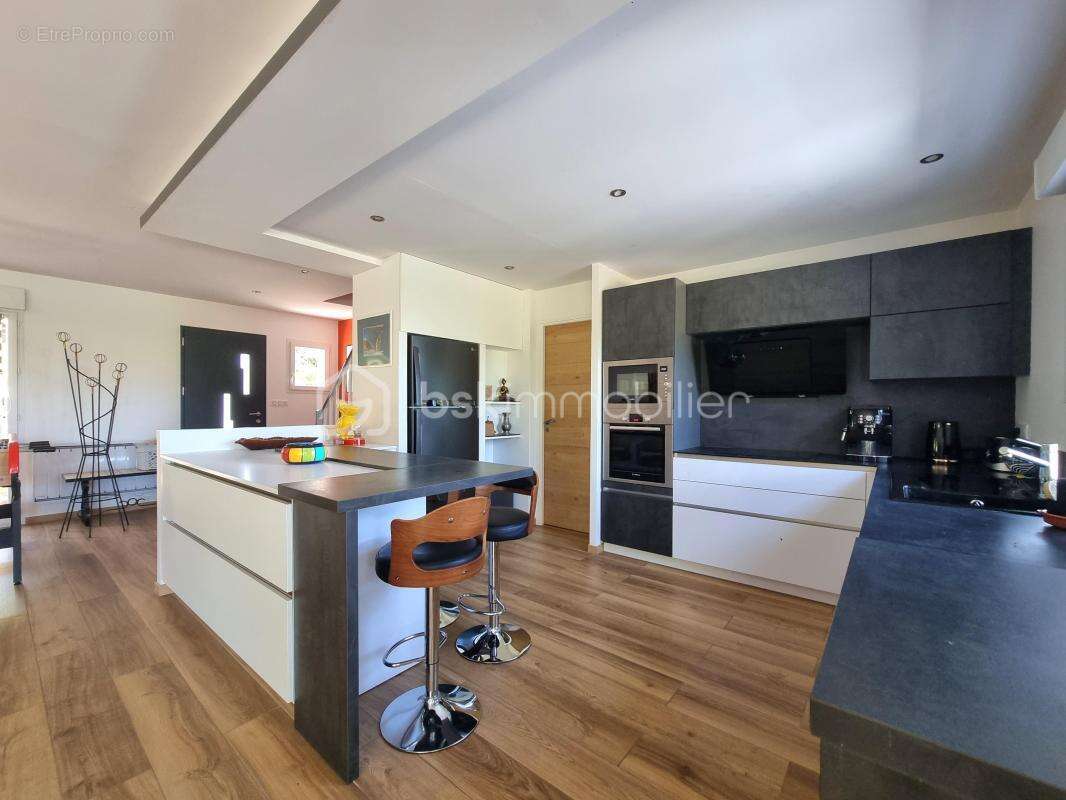 Maison lumineuse_ 3 chambres _ garage et jardin !!! - photo 11
