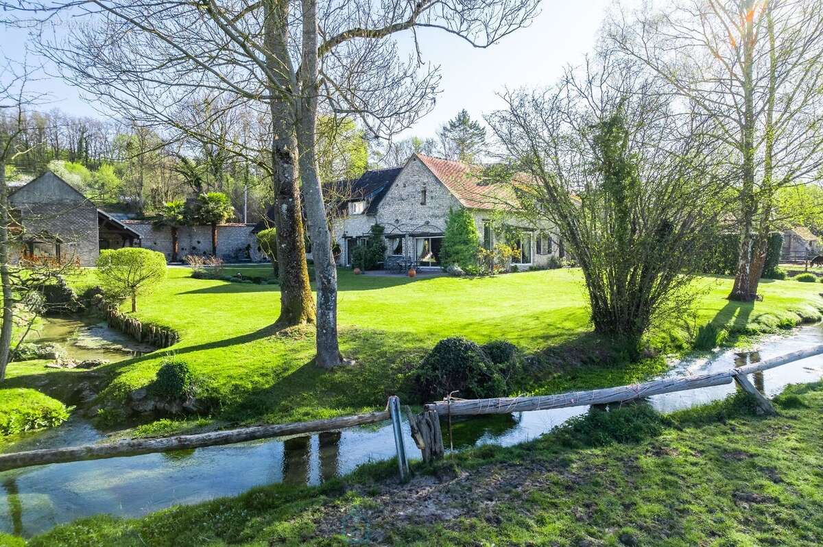 Maison à FONTAINEBLEAU