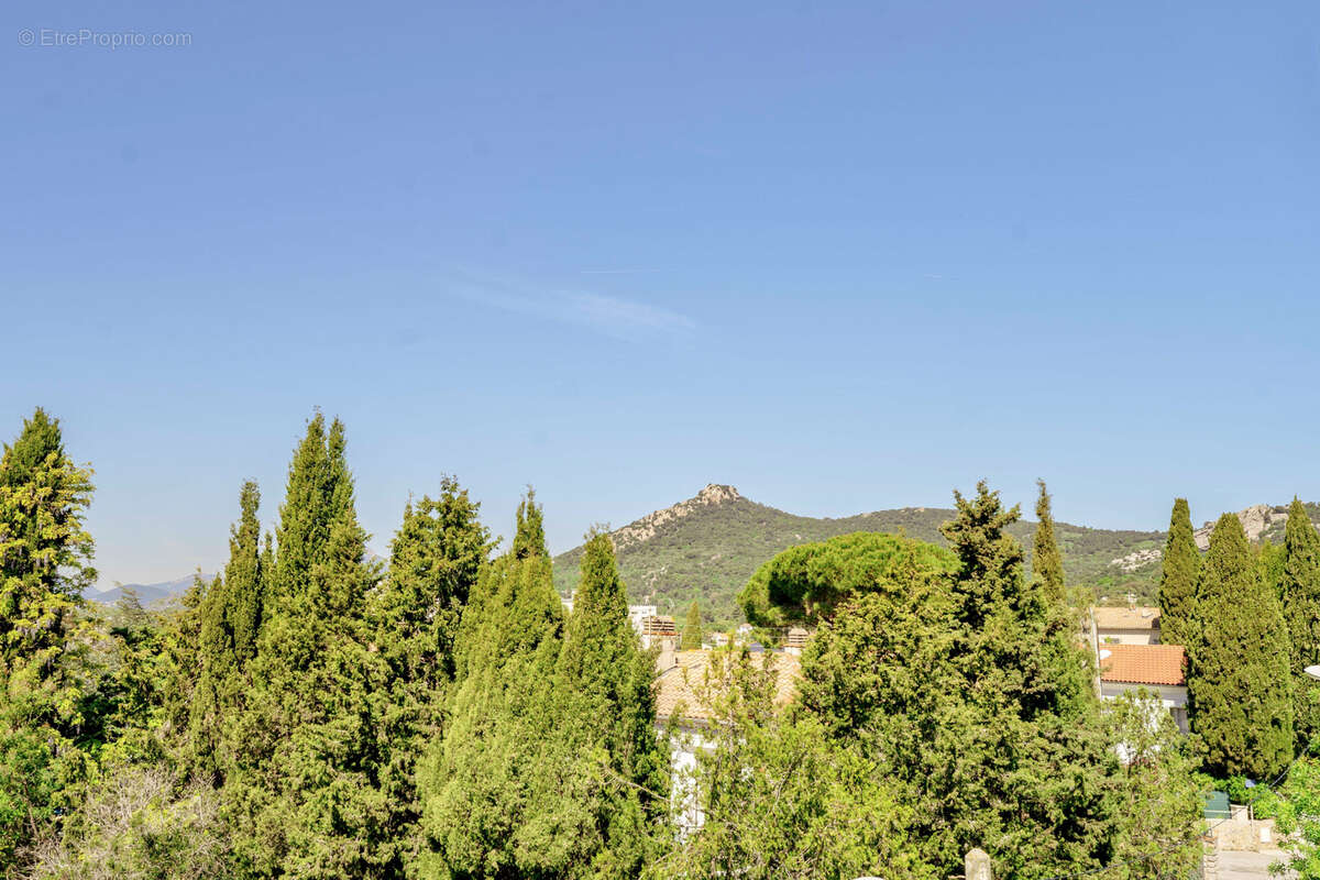 Appartement à HYERES