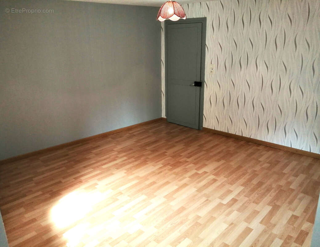 Maison à CLERVAL