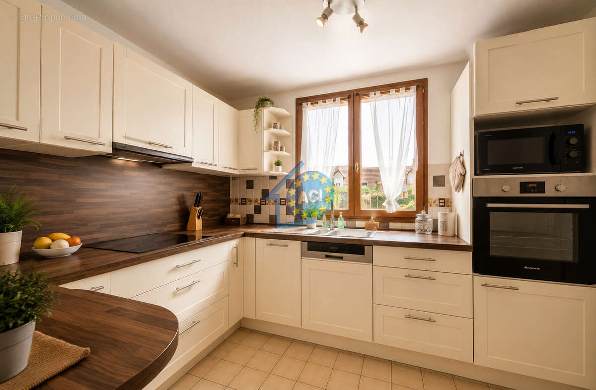 Maison  issou   secteur pavillonnaire 4 chambres - photo 5