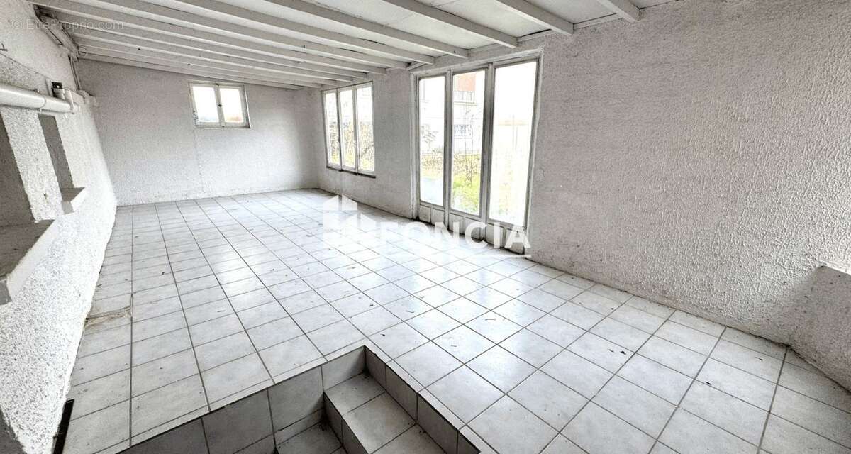 Maison à MAIZIERES-LES-METZ