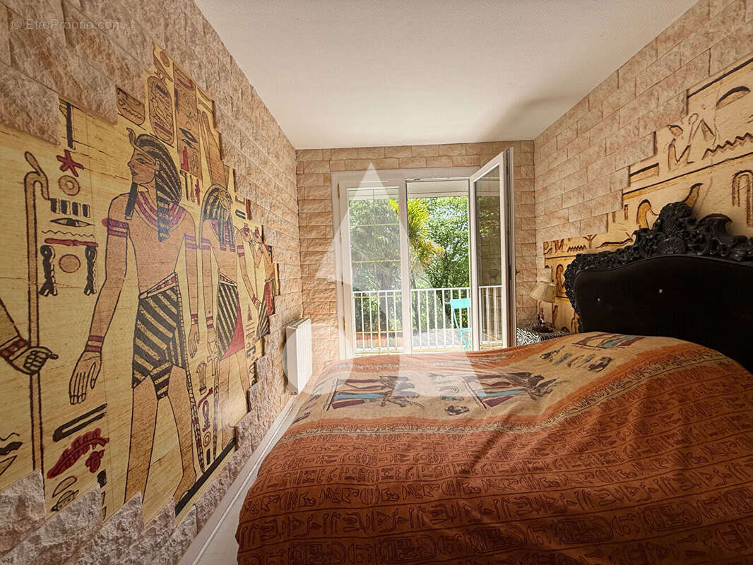 Maison à ARNIERES-SUR-ITON