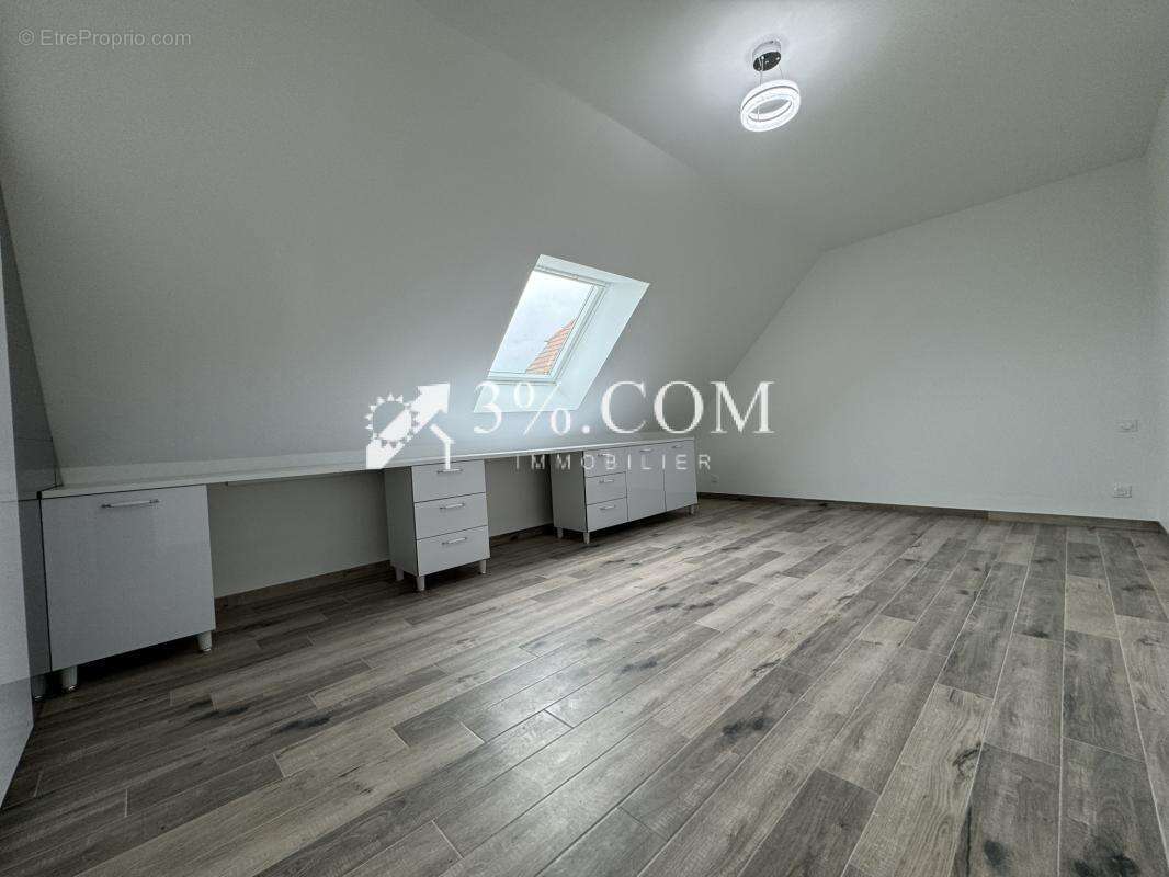 3%COM Belle maison contemporaine de  2021 - photo 13