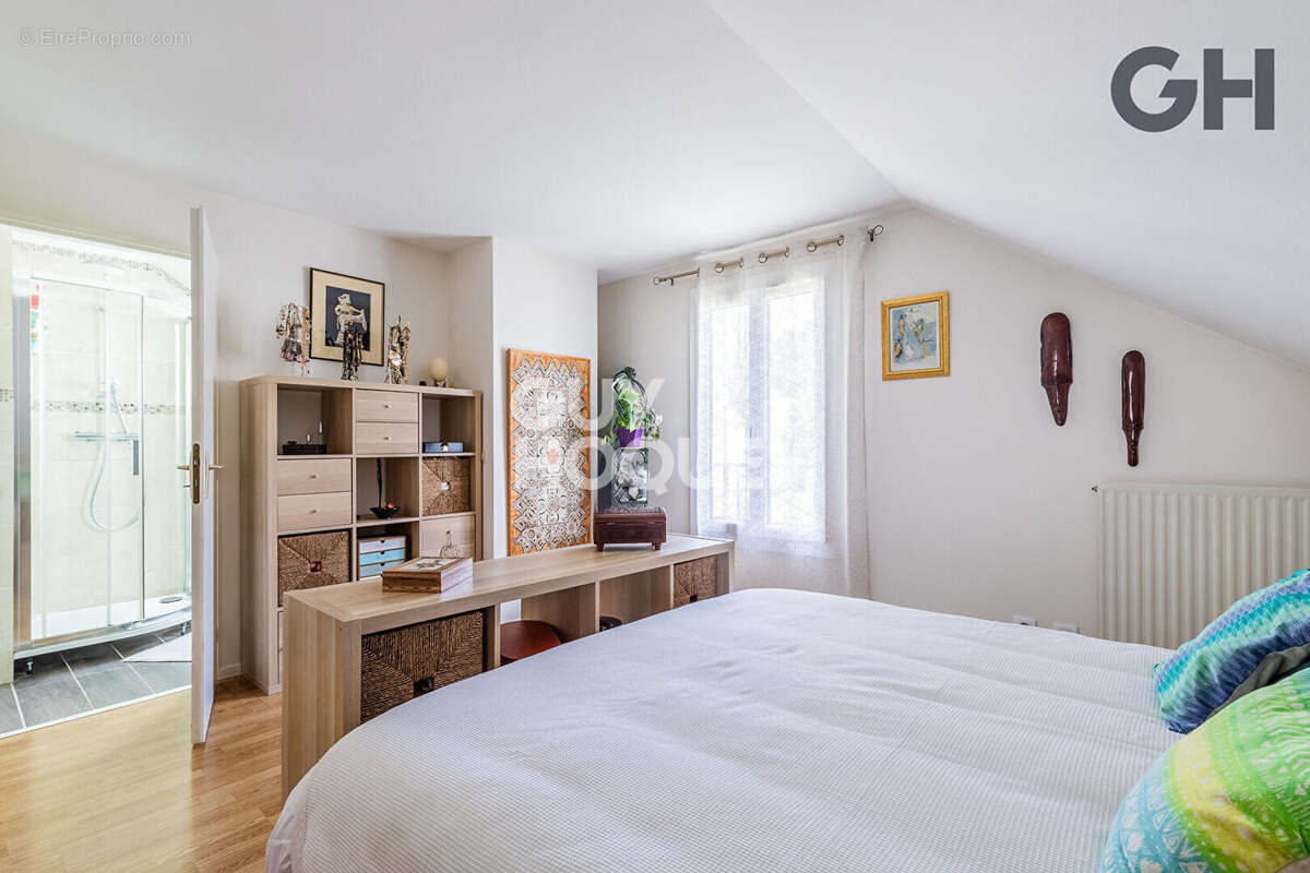 Maison à SOISY-SUR-SEINE