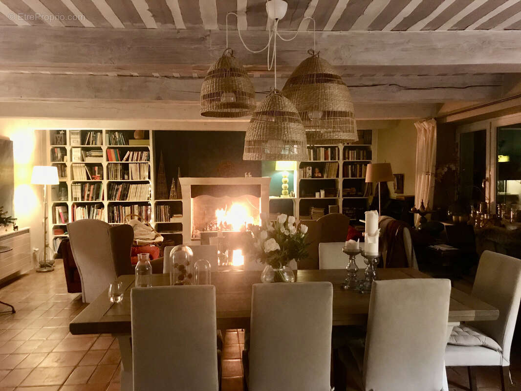 Maison à SUZE-LA-ROUSSE