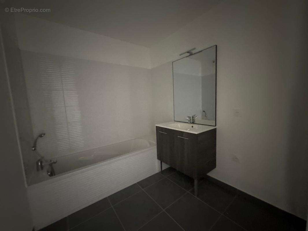 Appartement à PONT-DE-CHERUY