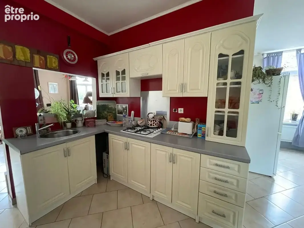 Appartement 176 m² à Guise  - photo 2