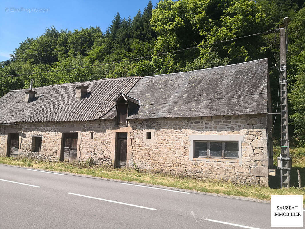 Maison à L&#039;EGLISE-AUX-BOIS