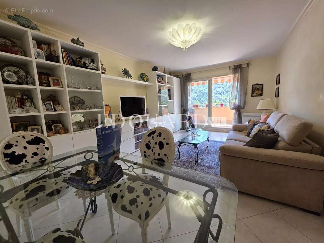 Appartement à MENTON