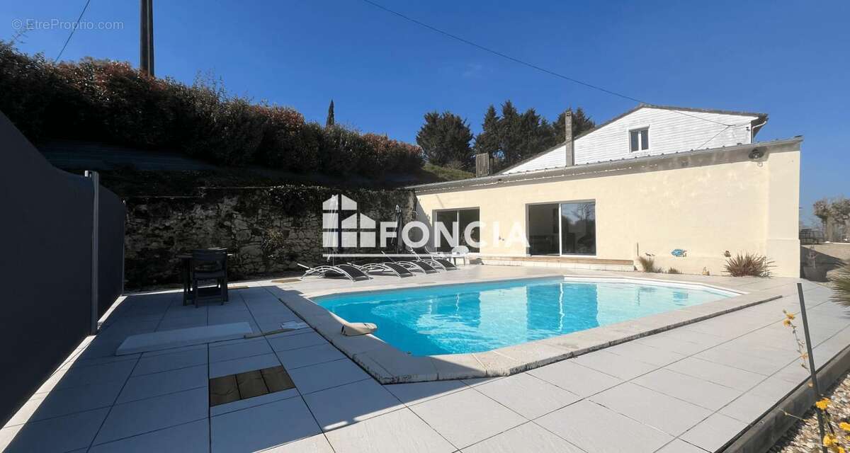 Maison à SAINT-VINCENT-DE-PERTIGNAS