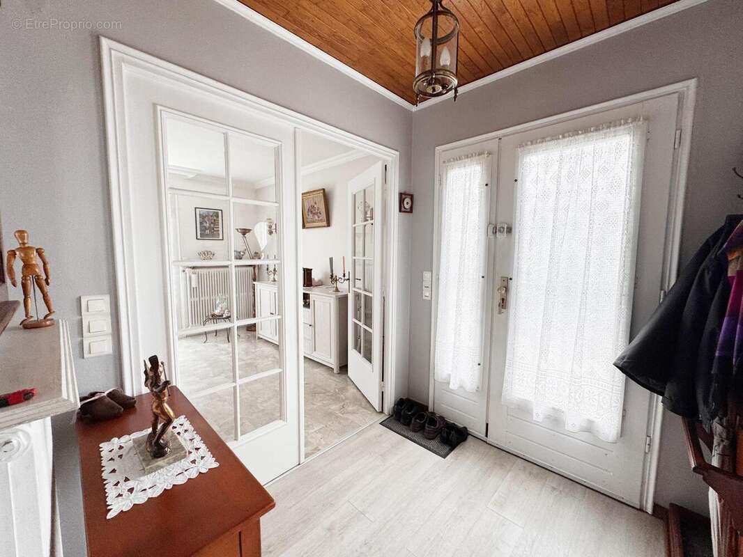 Photo 2 - Maison à MENUCOURT