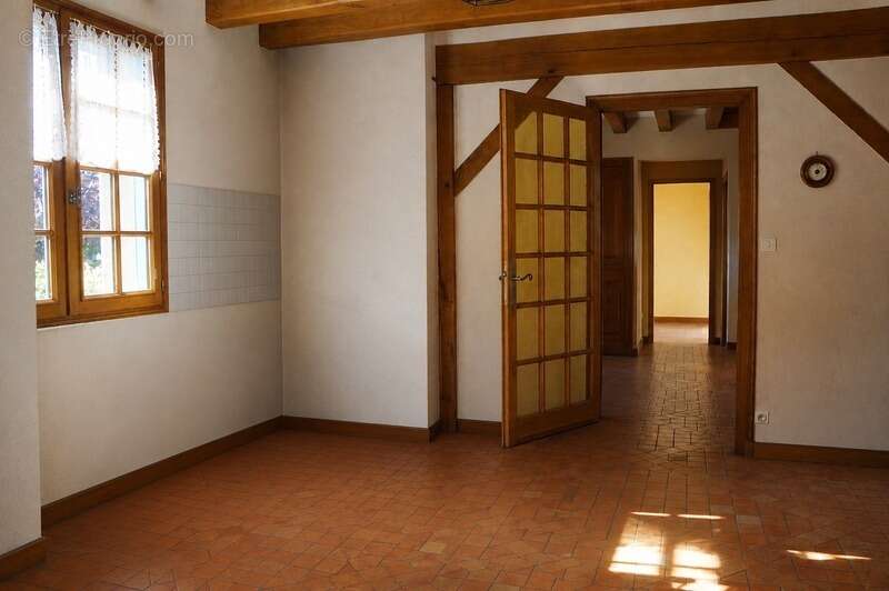 Maison à TUFFE