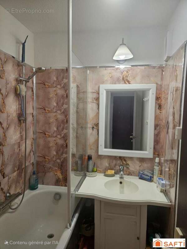 Photo 6 - Appartement à ROQUEBRUNE-SUR-ARGENS