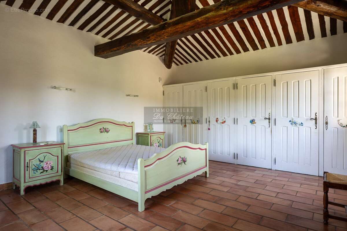 Maison à GORDES