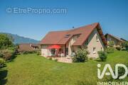 Photo 1 - Maison à DRUMETTAZ-CLARAFOND