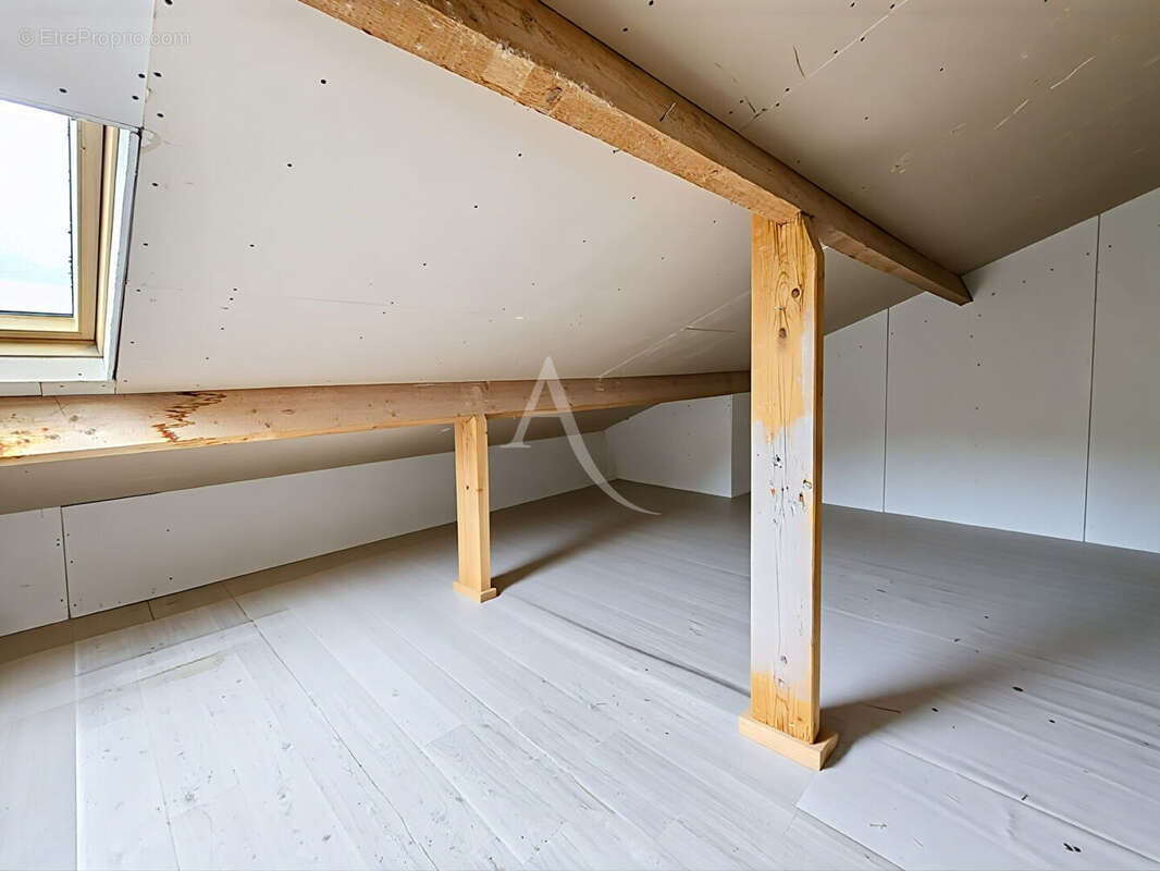 Appartement à OZOIR-LA-FERRIERE