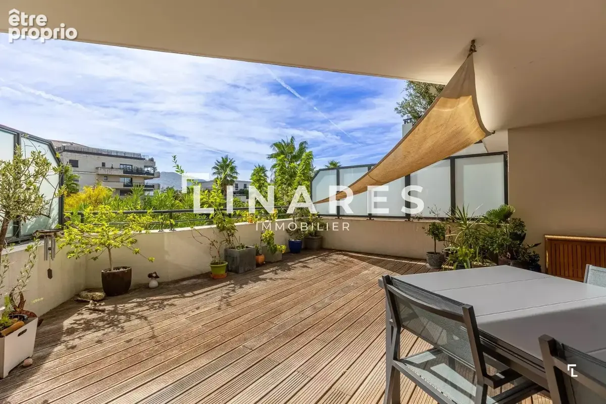 LE BORELY - Appartement T3 de 100 m2 - Terrasses - Calme et vue dégagée - 13008 - photo 12