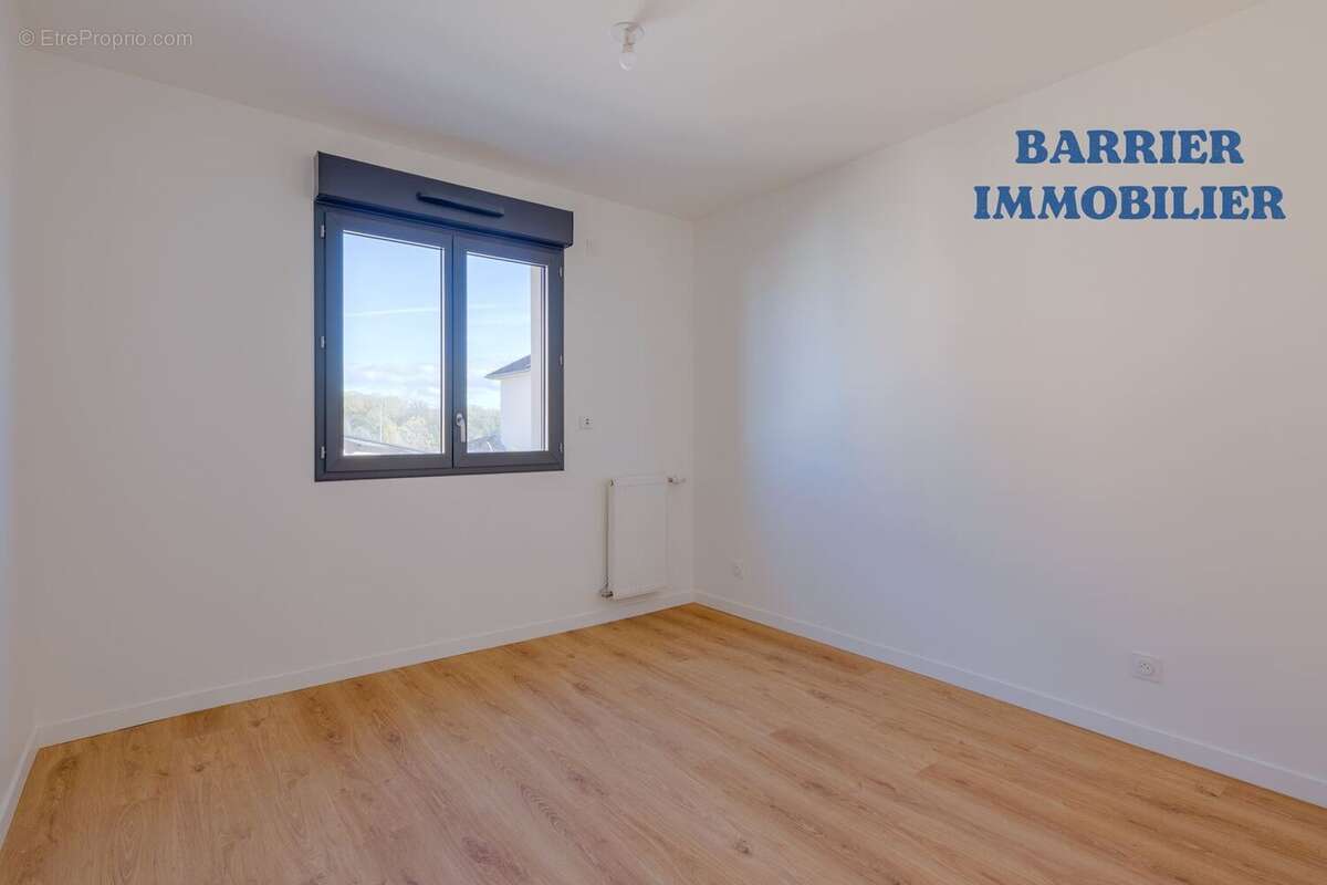 Appartement à CHAVANOZ