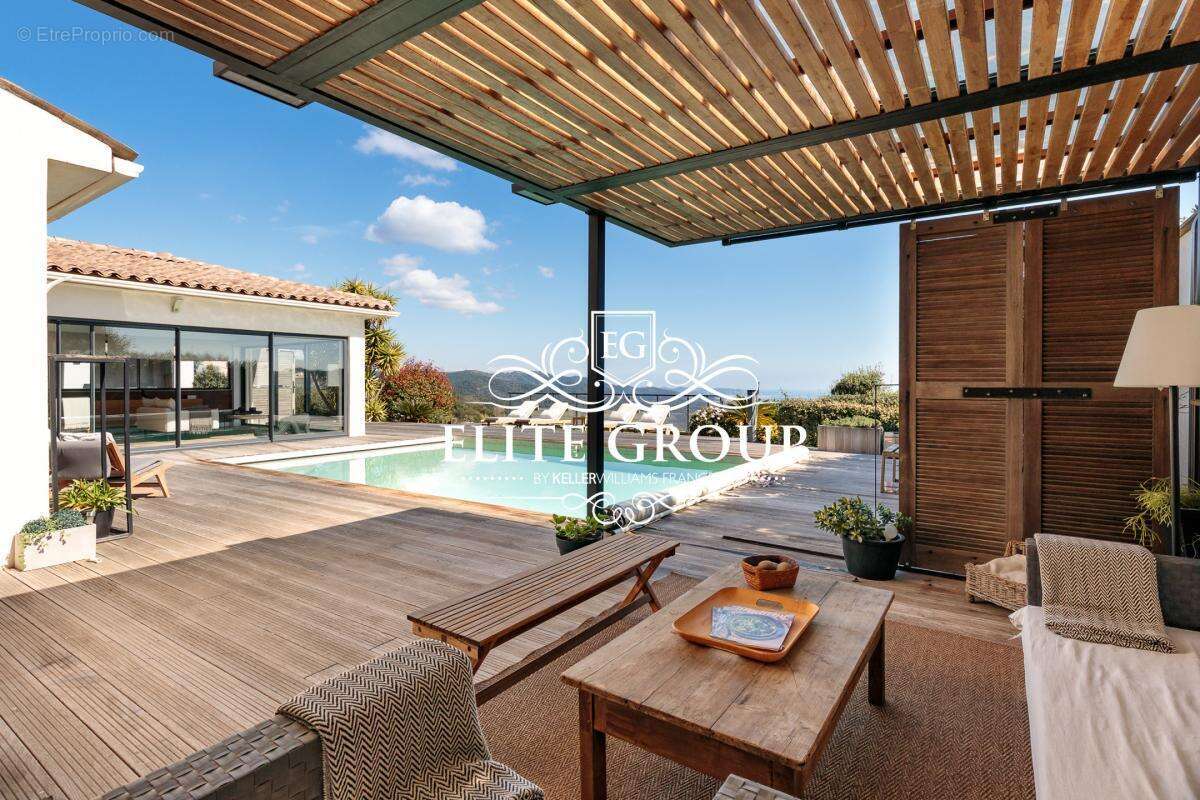 Maison à LES ADRETS-DE-L'ESTEREL