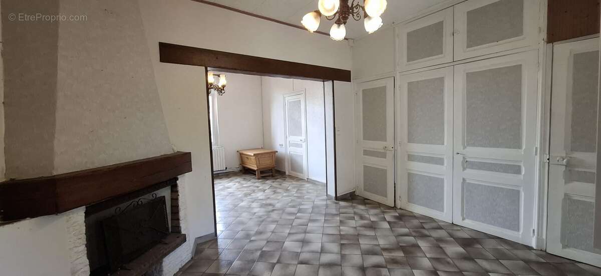 Maison indivuelle à vendre 6 pièces, Garage et Jardin ETREILLERS (02590) - photo 13
