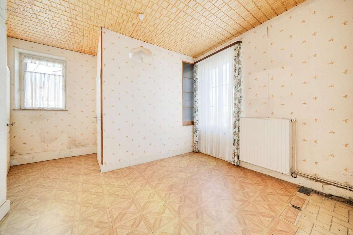 Maison 130 m² à Clemery  - photo 5