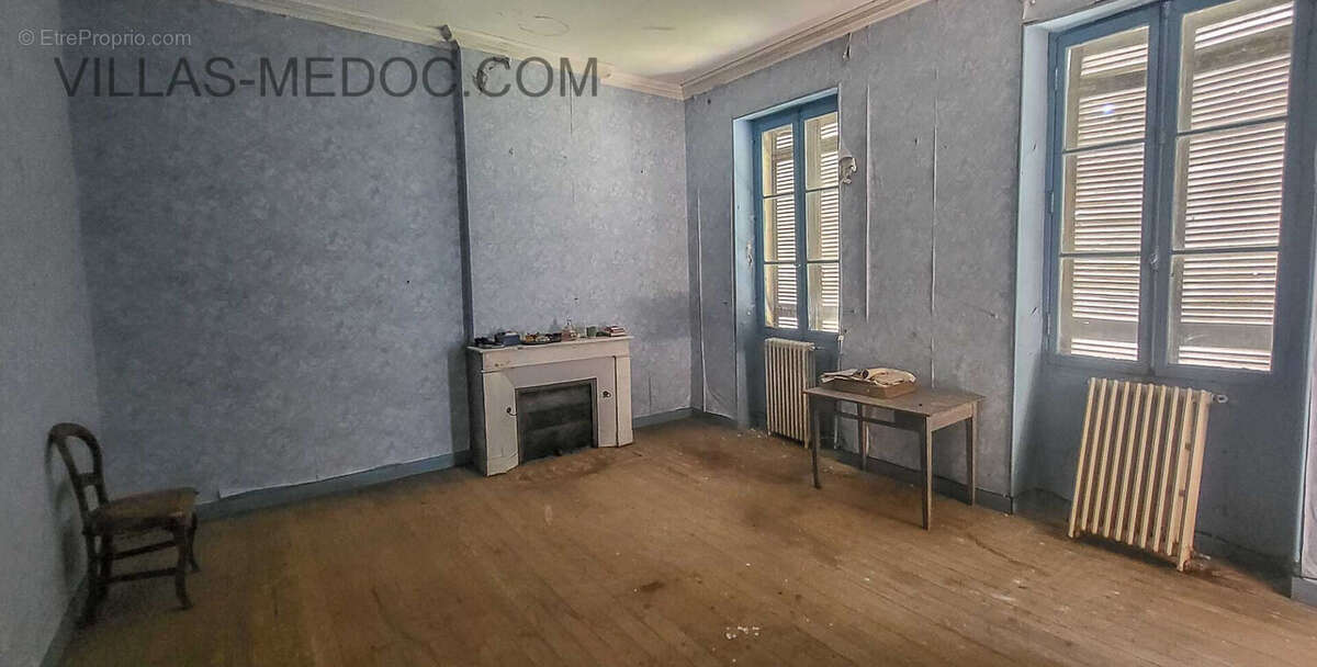 Maison à COUQUEQUES