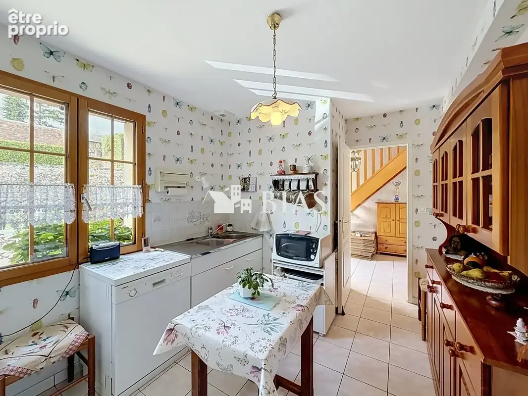 Maison 4 pièces 96 m² à vendre à Pont-L'eveque (14130) - photo 3
