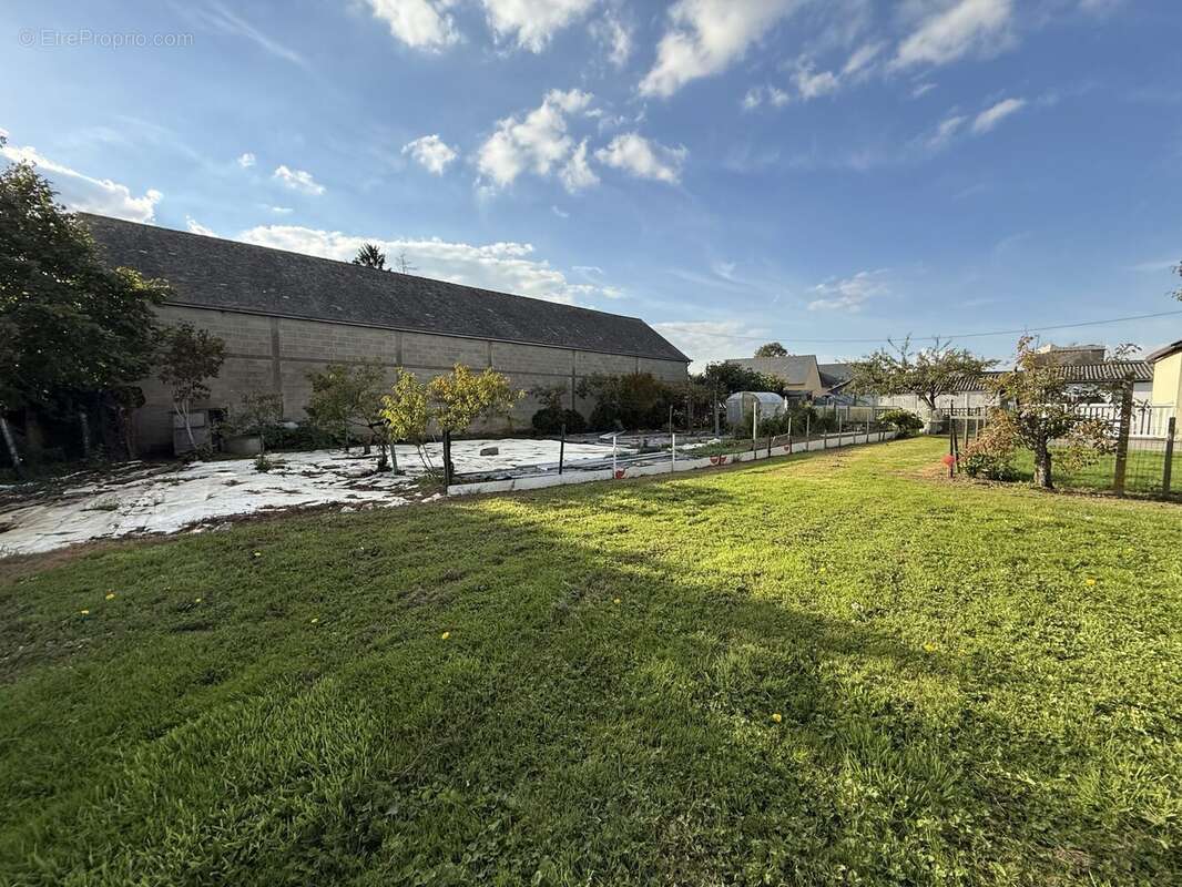 Terrain à LA GUERCHE-DE-BRETAGNE