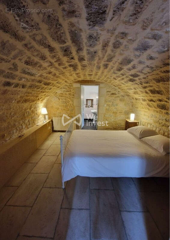 Maison 200 m² à Puy-L'eveque  - photo 9