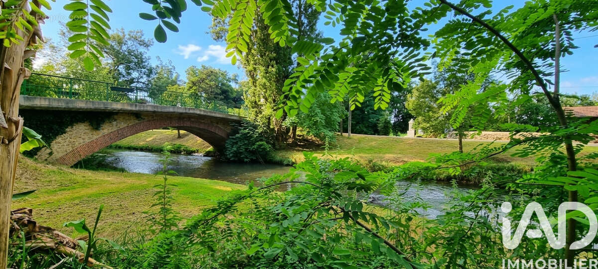 Photo 2 - Maison à VIC-EN-BIGORRE