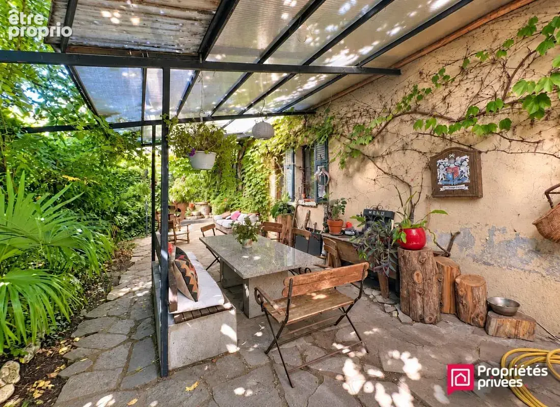 Maison, Gilly Sur Isère 15 pièces  353 m2 + dépendance de 200 m² - photo 2