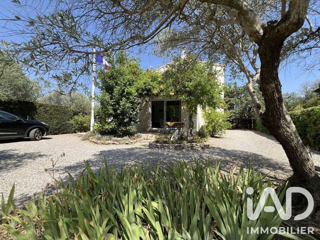 Maison 96 m² à Bize-Minervois  - photo 2
