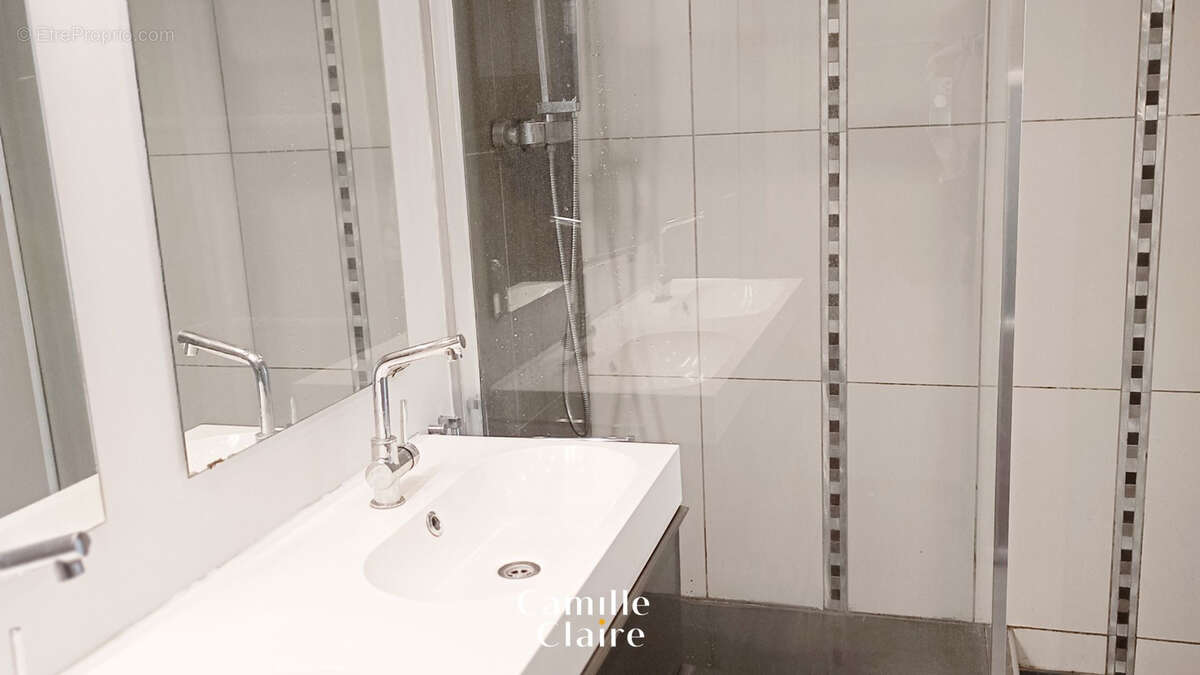 Appartement à MARSEILLE-11E