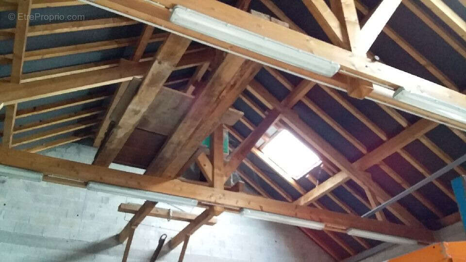 Ferme - Autre à CESSENS