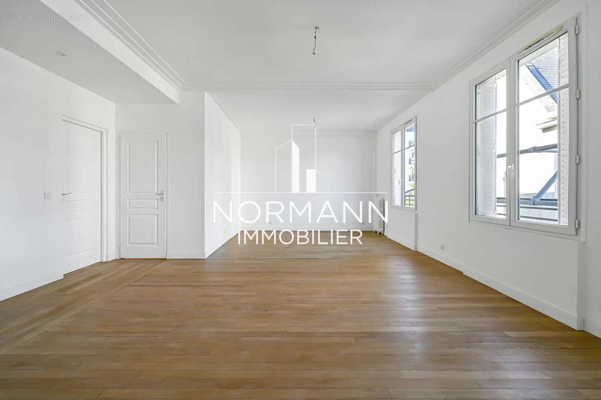 Appartement à PUTEAUX