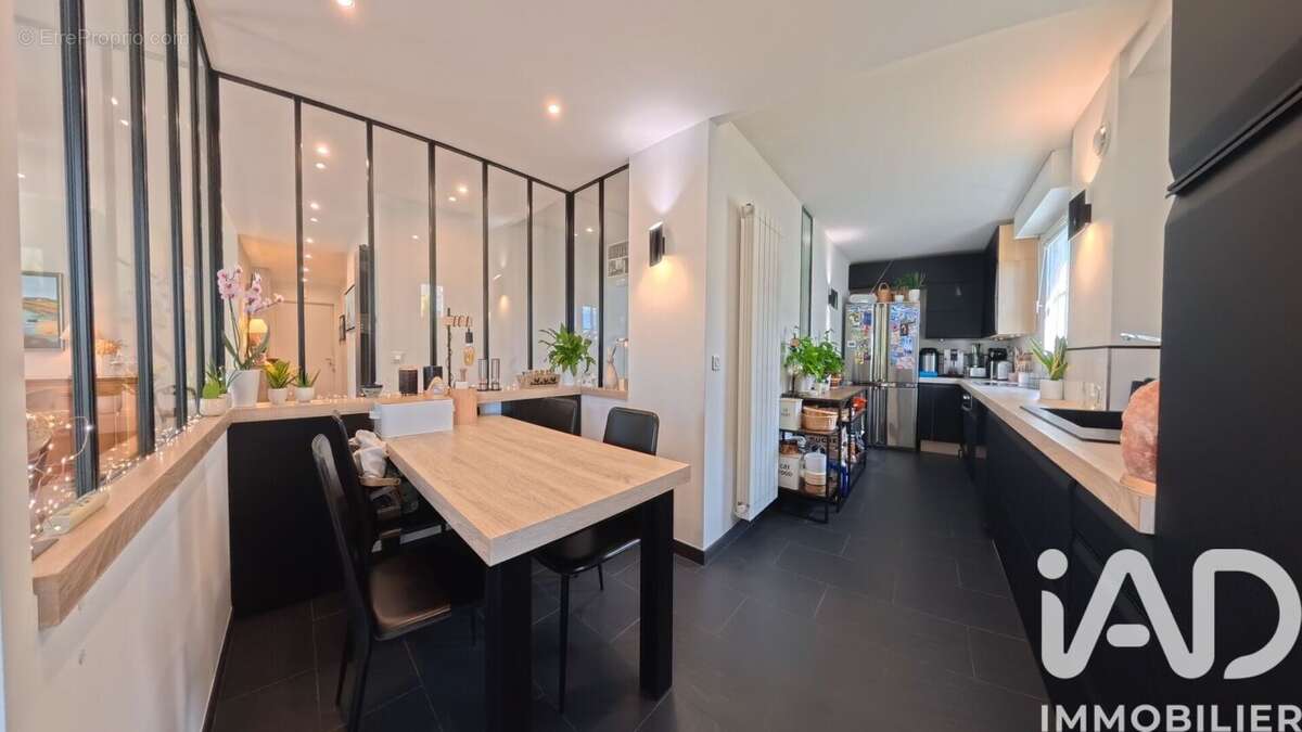 Photo 4 - Appartement à CERGY