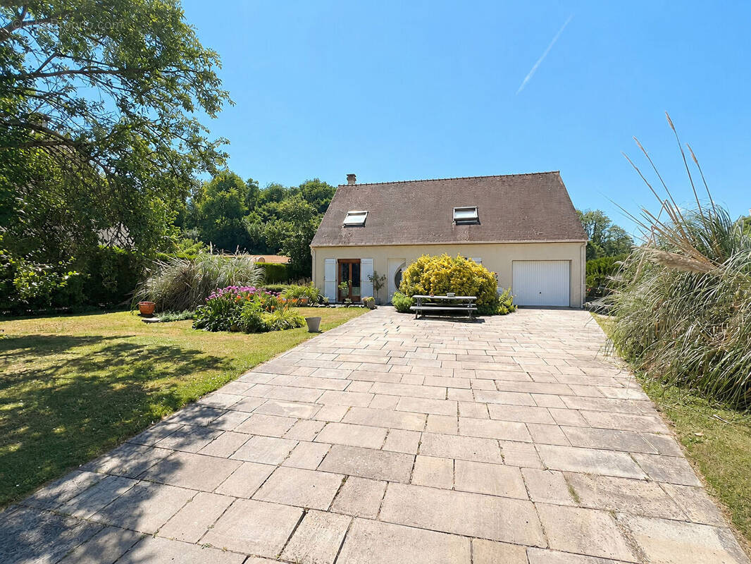 Maison à CHAUMONT-EN-VEXIN