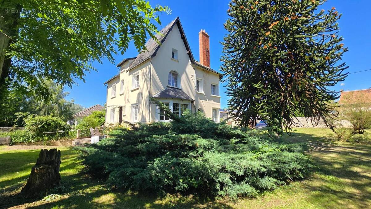 Photo 1 - Maison à BOURESSE
