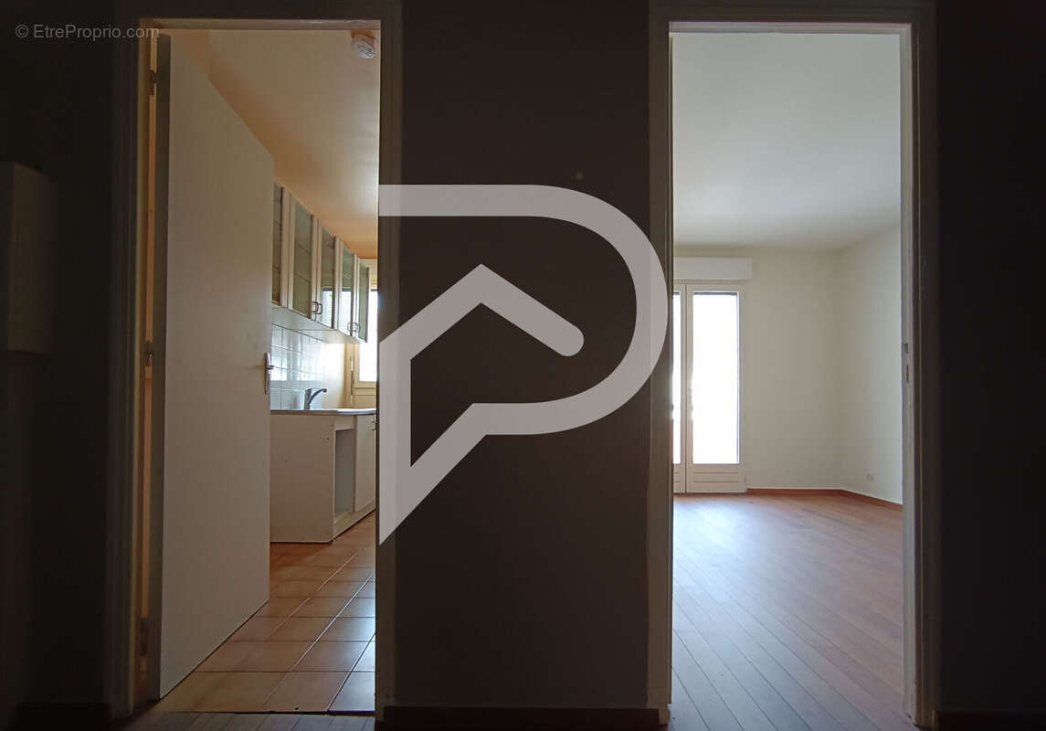 Appartement à OZOIR-LA-FERRIERE