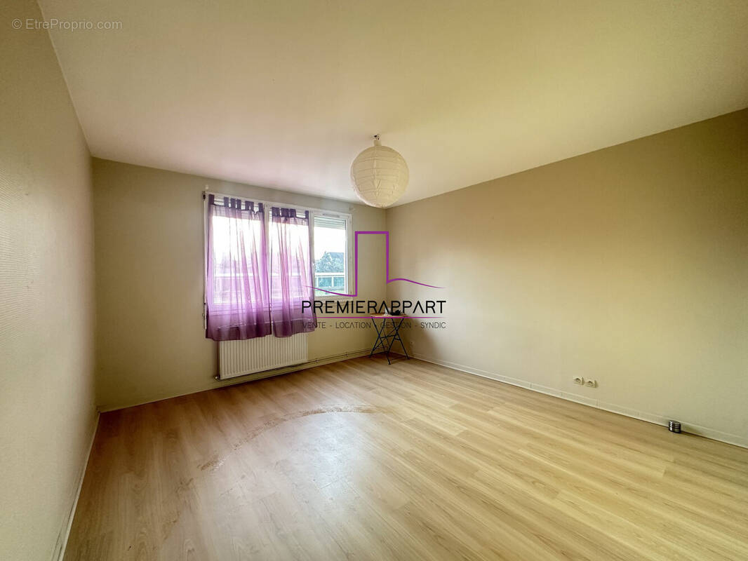 Appartement à HOUILLES