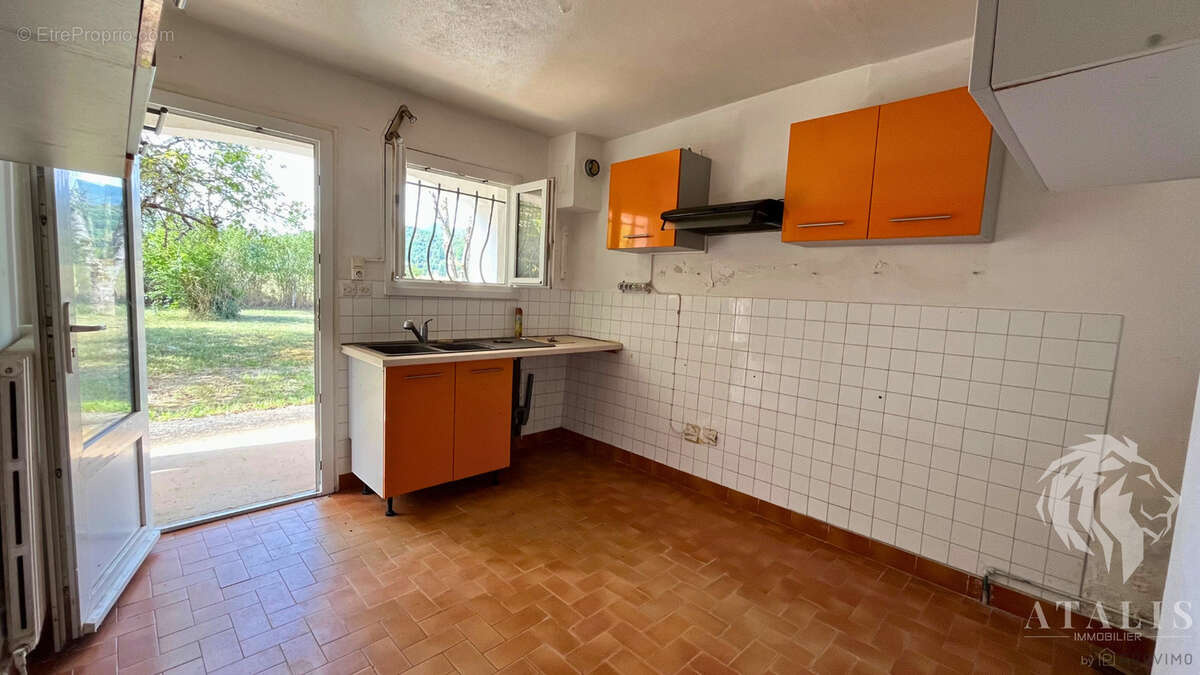 Maison à SAINT-THOMAS-EN-ROYANS