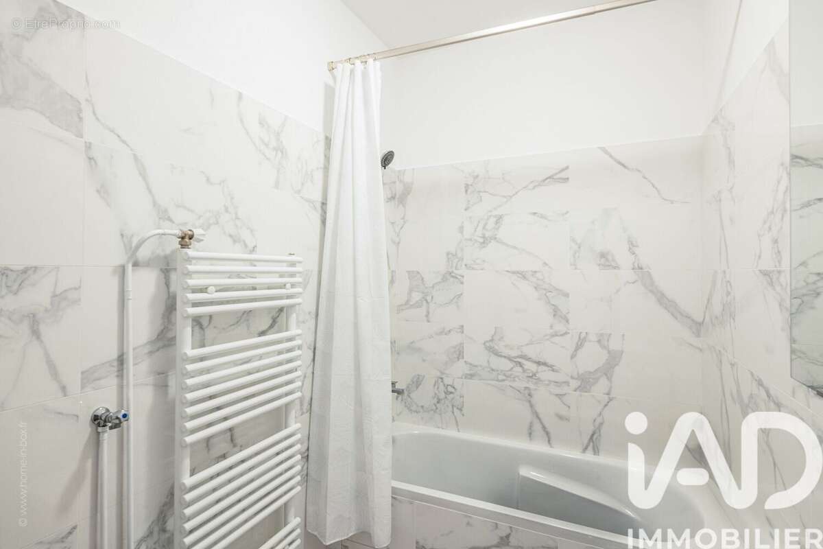Photo 7 - Appartement à PARIS-11E