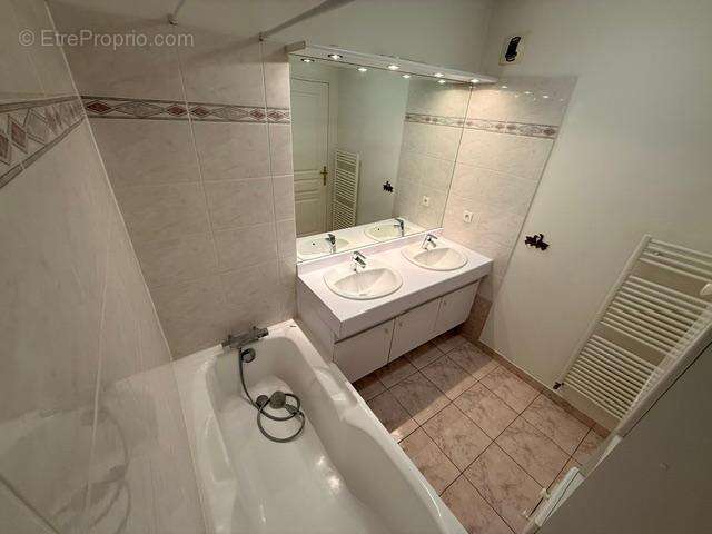 Appartement récent - photo 11