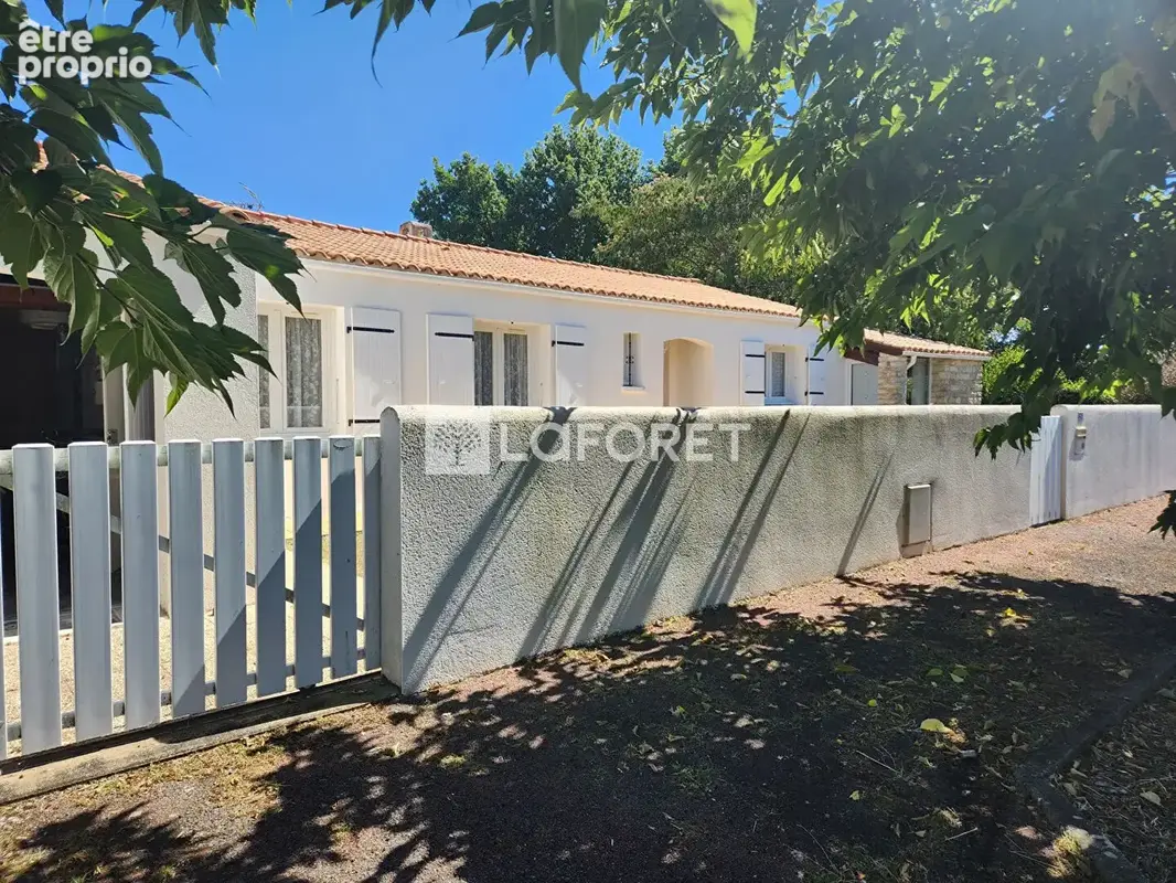 Photo Maison à Dolus-D'oleron au prix de 367 500€