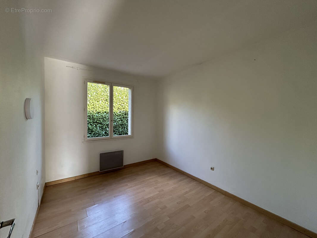 Maison à VILLESISCLE