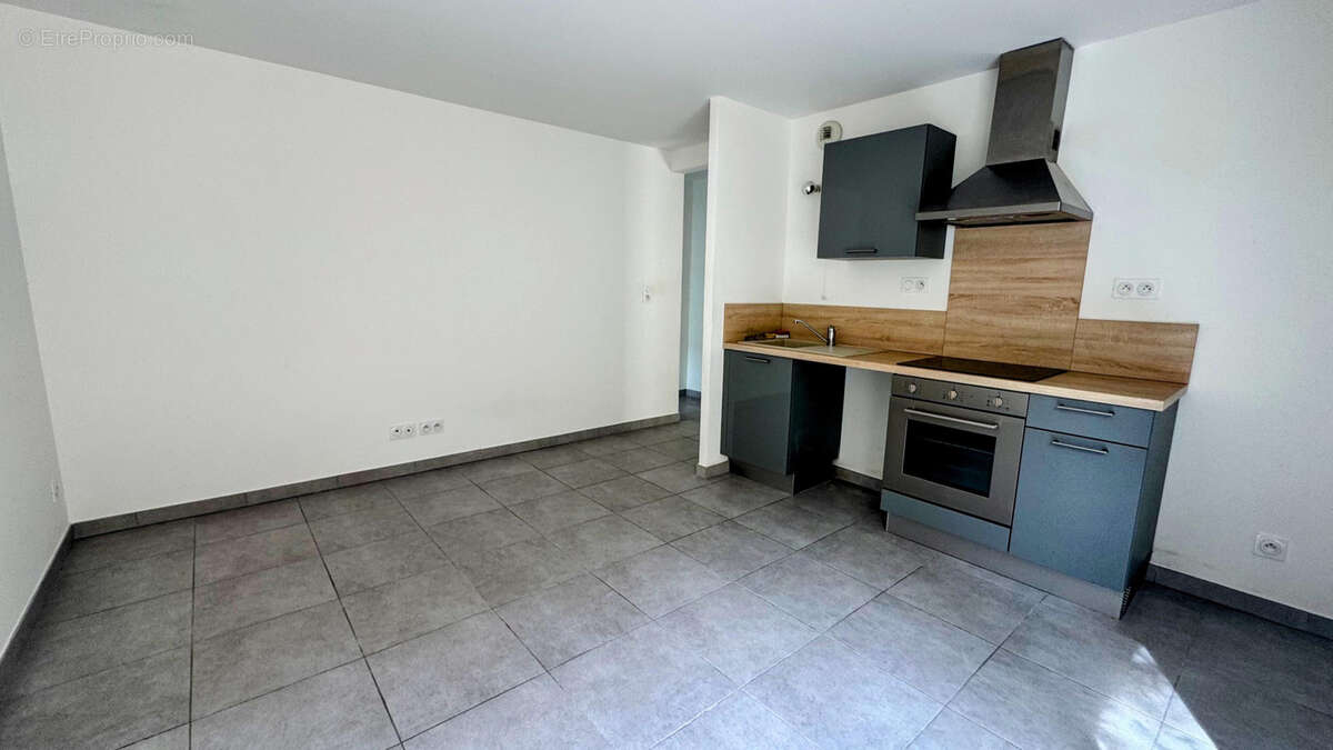 Appartement à MEYREUIL